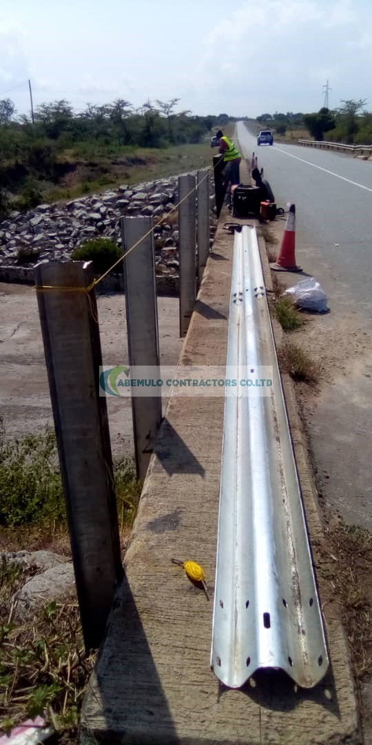 picha road33